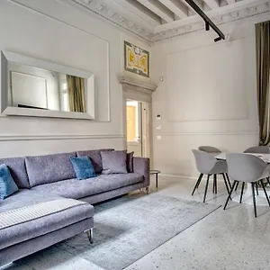 palazzo-bonvicini-10.hotelinveneto.com/